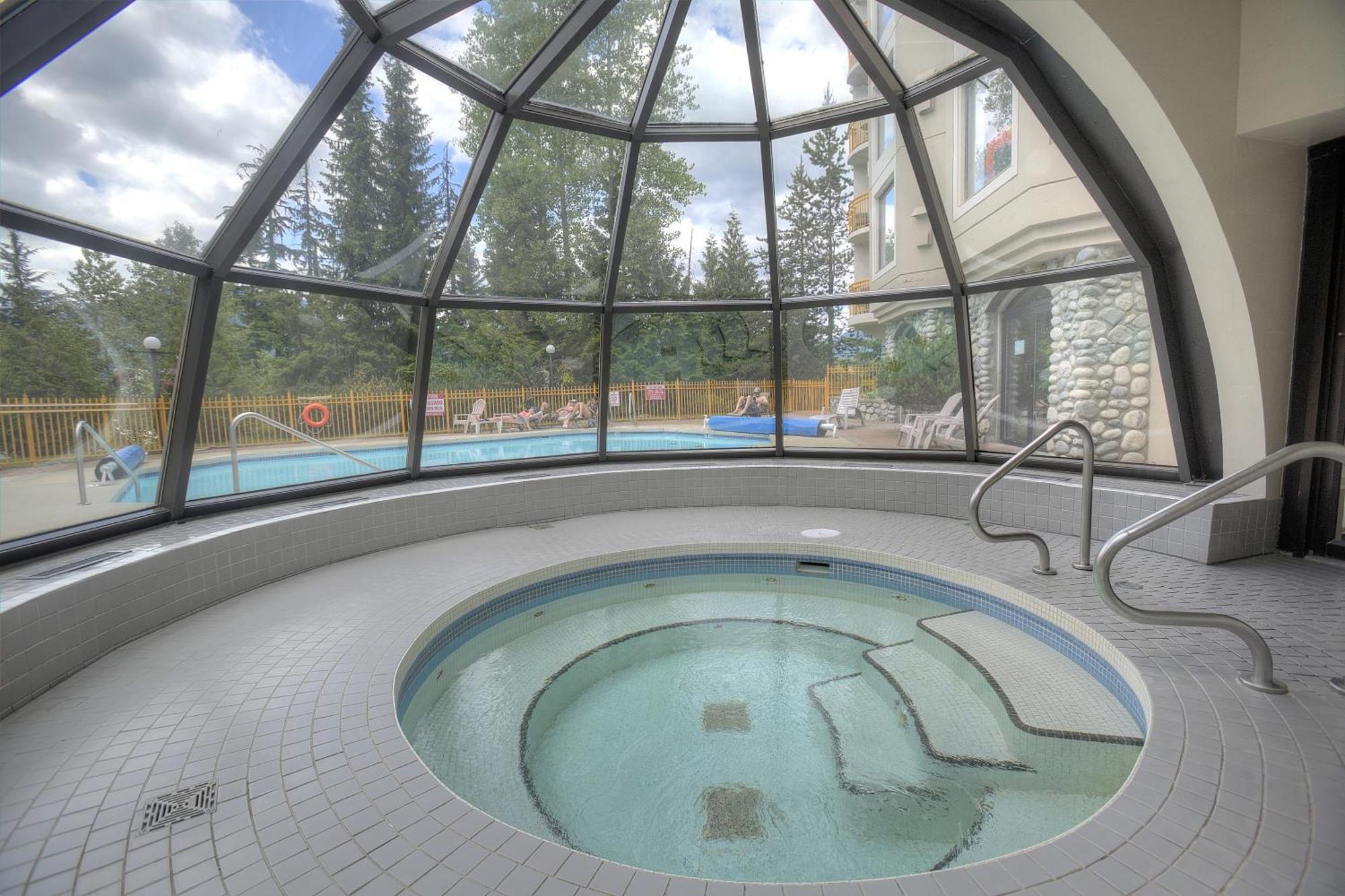 The Marquise Apartment Whistler Exterior photo